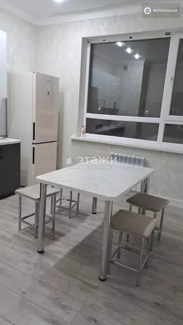 1-комнатная квартира, этаж 3 из 17, 39 м²