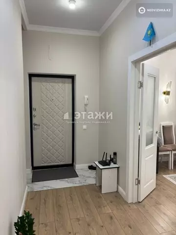 2-комнатная квартира, этаж 9 из 10, 65 м²