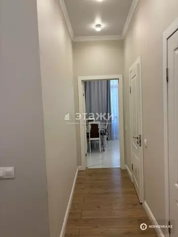 2-комнатная квартира, этаж 9 из 10, 65 м²