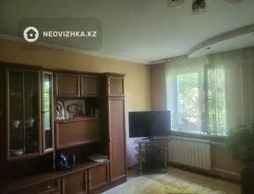 2-комнатная квартира, этаж 3 из 4, 56 м², на длительный срок