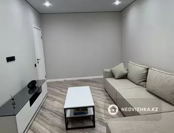 2-комнатная квартира, этаж 9 из 12, 64 м²