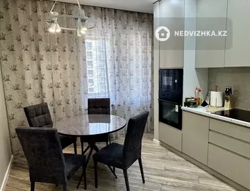 2-комнатная квартира, этаж 9 из 12, 64 м²