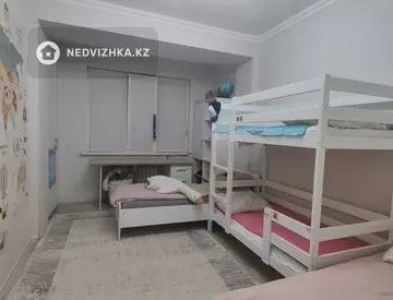3-комнатная квартира, этаж 3 из 6, 74 м²