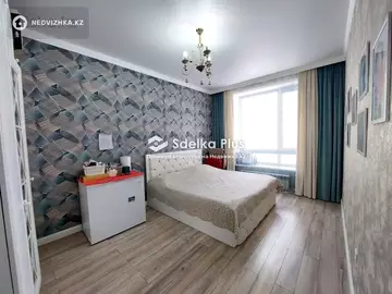 3-комнатная квартира, этаж 3 из 9, 100 м²