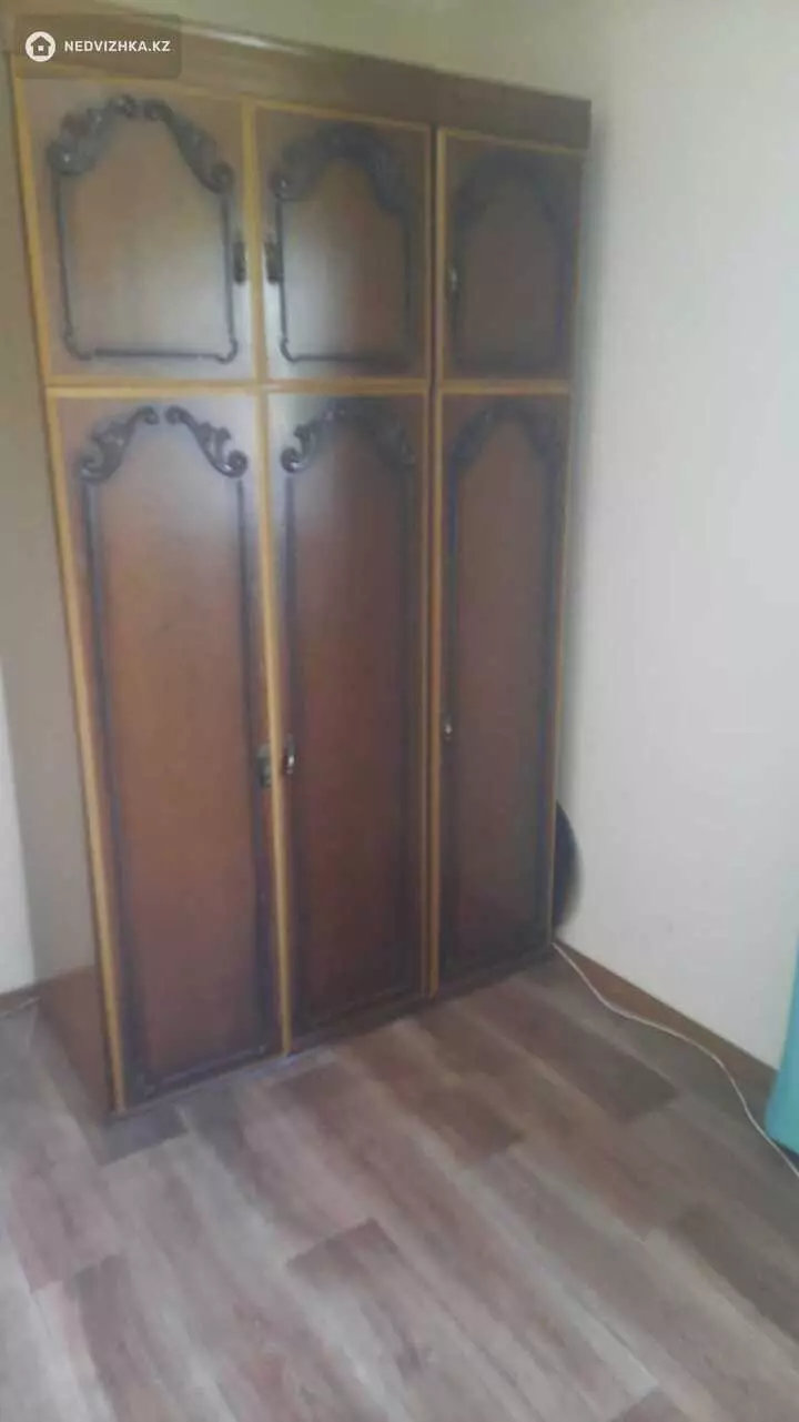 4 м², 2-комнатная квартира, этаж 2 из 2, 4 м², на длительный срок, изображение - 1