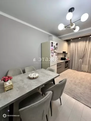 2-комнатная квартира, этаж 2 из 10, 52 м²