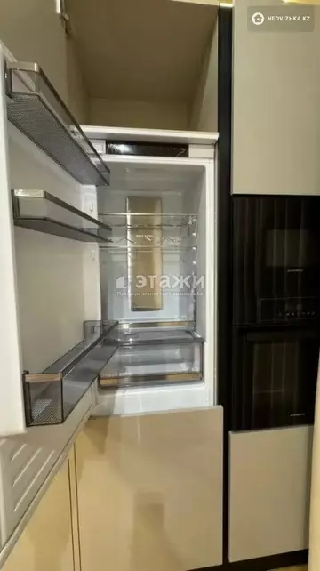 2-комнатная квартира, этаж 2 из 9, 85 м², на длительный срок