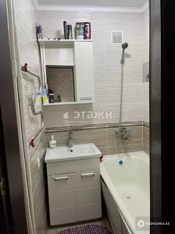 2-комнатная квартира, этаж 3 из 5, 50 м²