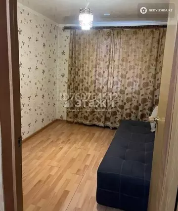 60 м², 3-комнатная квартира, этаж 2 из 5, 60 м², изображение - 1