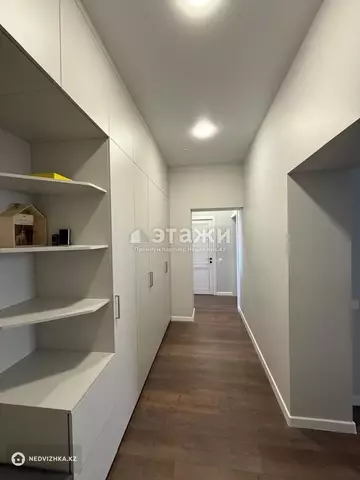 82.1 м², 3-комнатная квартира, этаж 3 из 9, 82 м², изображение - 2