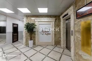 2-комнатная квартира, этаж 9 из 17, 55 м²