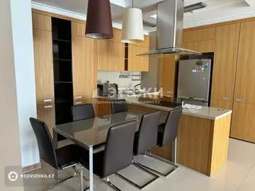 3-комнатная квартира, этаж 18 из 33, 138 м²