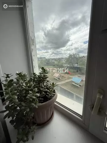 2-комнатная квартира, этаж 2 из 5, 50 м²
