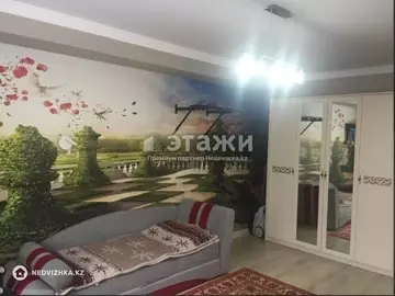 2-комнатная квартира, этаж 4 из 12, 77 м²