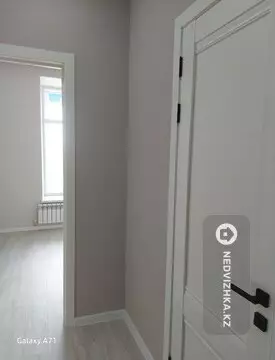 1-комнатная квартира, этаж 4 из 9, 39 м²