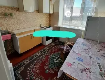 2-комнатная квартира, этаж 4 из 5, 49 м²