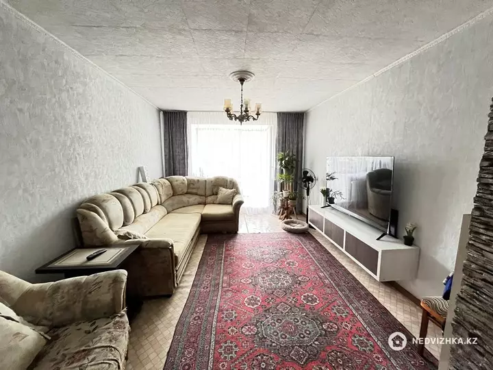 62.4 м², 3-комнатная квартира, этаж 1 из 6, 62 м², изображение - 1