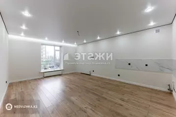 2-комнатная квартира, этаж 2 из 12, 58 м²
