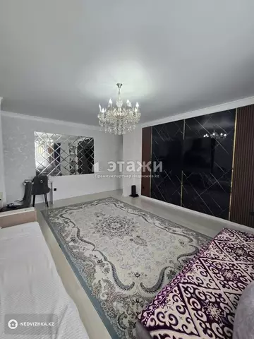 2-комнатная квартира, этаж 2 из 10, 78 м²