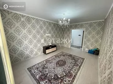 2-комнатная квартира, этаж 1 из 12, 60 м²