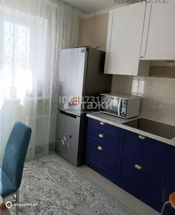 2-комнатная квартира, этаж 4 из 4, 49 м²
