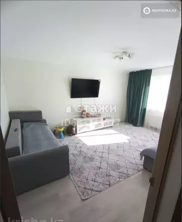 2-комнатная квартира, этаж 4 из 4, 49 м²