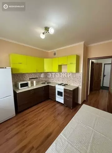 1-комнатная квартира, этаж 22 из 24, 45 м²