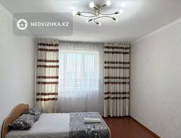 1-комнатная квартира, этаж 16 из 16, 43 м², посуточно