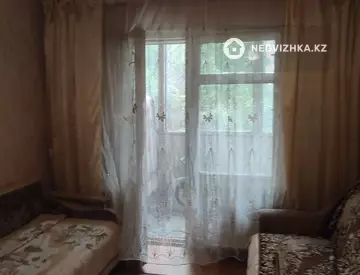 3-комнатная квартира, этаж 2 из 5, 88 м², на длительный срок