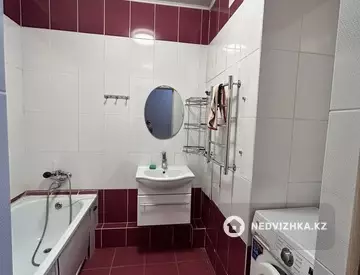 2-комнатная квартира, этаж 2 из 12, 74 м²