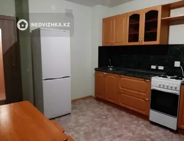 39 м², 1-комнатная квартира, этаж 1 из 5, 39 м², на длительный срок, изображение - 0