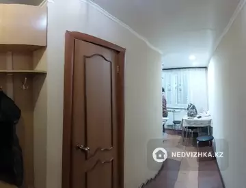 2-комнатная квартира, этаж 3 из 5, 44 м²