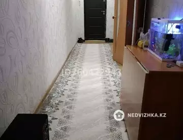 2-комнатная квартира, этаж 2 из 5, 64 м²