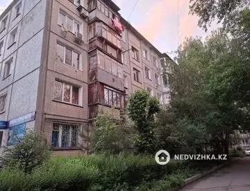3-комнатная квартира, этаж 4 из 5, 50 м²