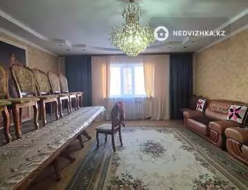 4-комнатный дом, 189 м²