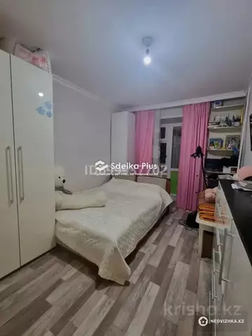 3-комнатная квартира, этаж 3 из 5, 75 м²