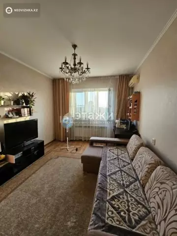 2-комнатная квартира, этаж 8 из 10, 55 м²