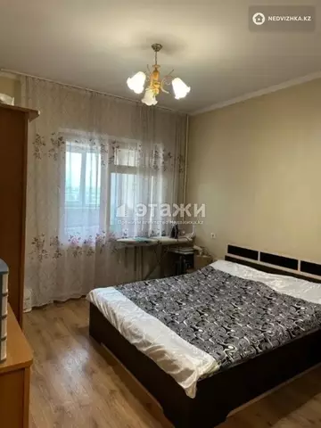 2-комнатная квартира, этаж 8 из 10, 55 м²