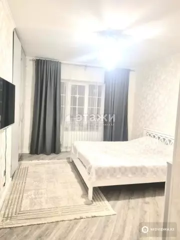 2-комнатная квартира, этаж 10 из 17, 73 м²