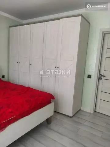 2-комнатная квартира, этаж 1 из 9, 54 м²