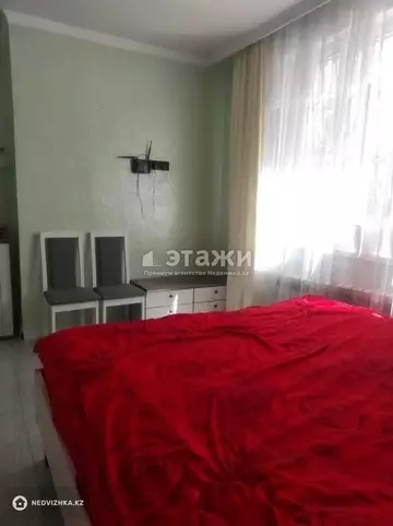 2-комнатная квартира, этаж 1 из 9, 54 м²