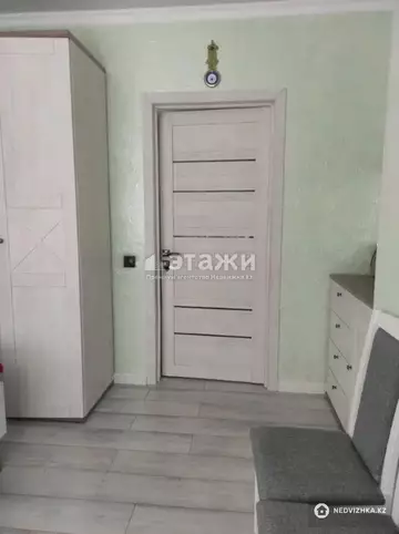 2-комнатная квартира, этаж 1 из 9, 54 м²