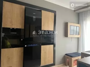 2-комнатная квартира, этаж 4 из 7, 79 м²