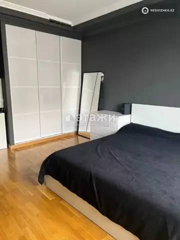 2-комнатная квартира, этаж 4 из 7, 79 м²