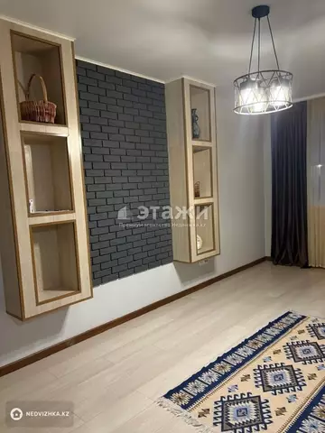 2-комнатная квартира, этаж 2 из 12, 65 м², на длительный срок