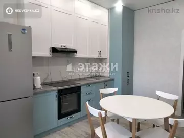1-комнатная квартира, этаж 7 из 12, 42 м²