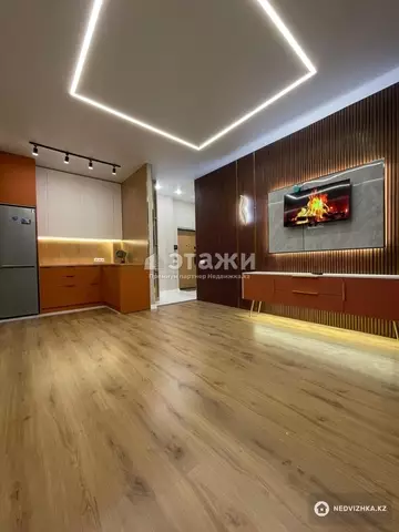 2-комнатная квартира, этаж 15 из 17, 42 м²