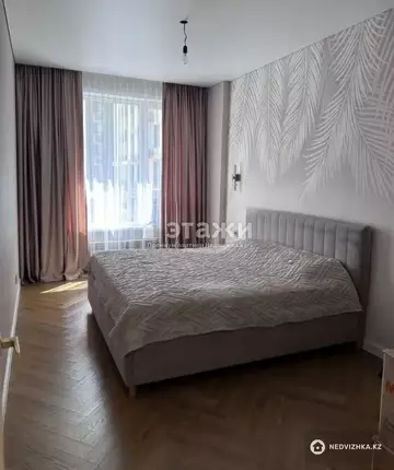 3-комнатная квартира, этаж 8 из 9, 90 м²
