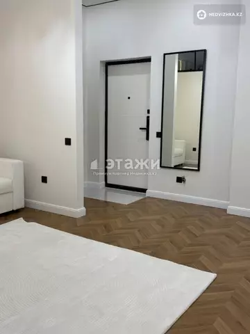 1-комнатная квартира, этаж 14 из 18, 42 м²
