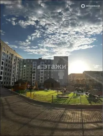 3-комнатная квартира, этаж 2 из 10, 91 м²